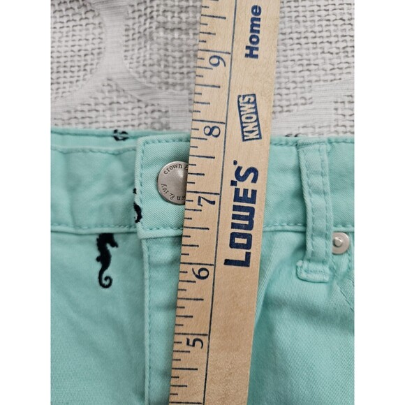 Crown & Ivy Jeans Women’s Size 2 (28x28) Green With Blue Sea Horse Embroidered - Picture 6 of 9